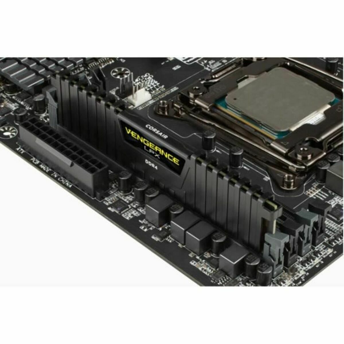 RAM Speicher Corsair CMK8GX4M1D3000C16 8 GB CL16